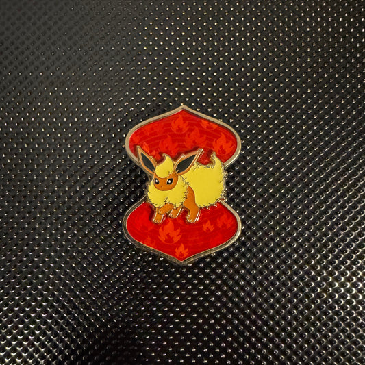 Flareon VMAX Premium Collection Pin